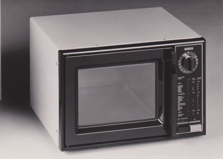File:1978 Bosch-Mikrowelle MG 52 BSH Konzernarchiv E01-0226.jpg