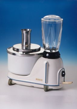 1952 The Bosch food processor Neuzeit I (“Modern Times I”) All-rounder in the kitchen In 1952, Bosch launched its first electrically operated universal food processor, the Neuzeit I.